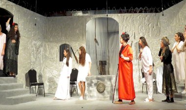 ‘A Casa de Bernarda Alba’ de volta à cena