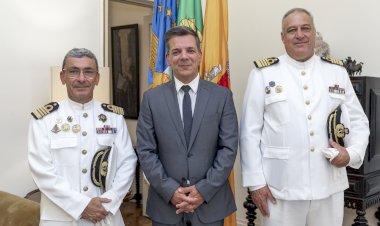 Pedro Furtado recebe novo Capitão do Porto de Ponta Delgada