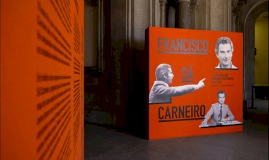 Visita guiada à exposição "Francisco Sá Carneiro e a Construção da Democracia"