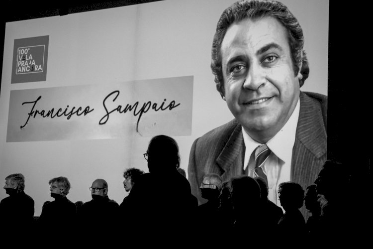 “Vila Praia de Âncora em Poesia” reúne poemas de Francisco Sampaio