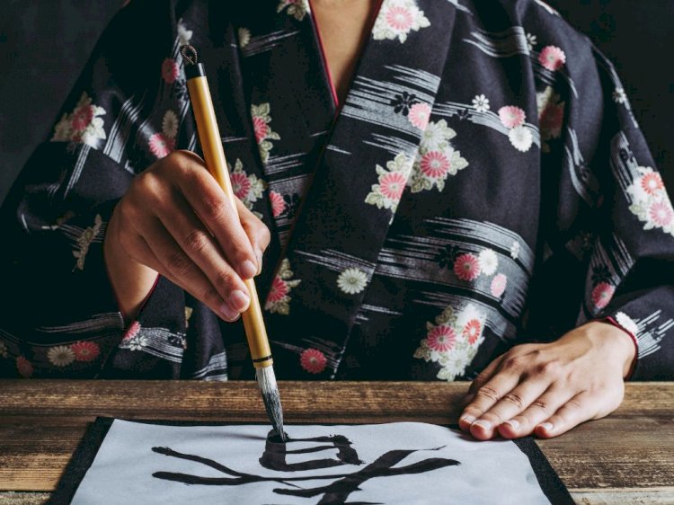 Verão Japonês: Arte, Natureza e Tradição Oficinas e Cursos no Museu do Oriente