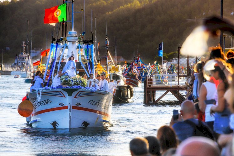 Festas de Nossa Senhora do Rosário de Troia mantêm tradição