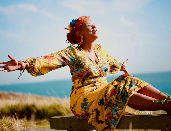 Jazz crioulo em concerto imperdível de Carmen Souza no Teatro Viriato