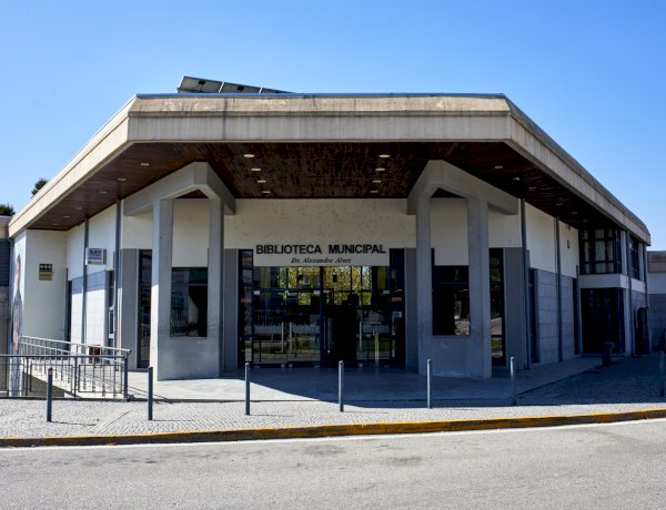 Exposição da Fanzinoteca Rock’n’Cave chega a Mangualde